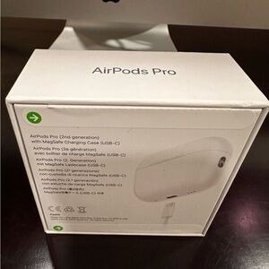 BRAND NEW APPLE AIRPODS (2nd Generation)